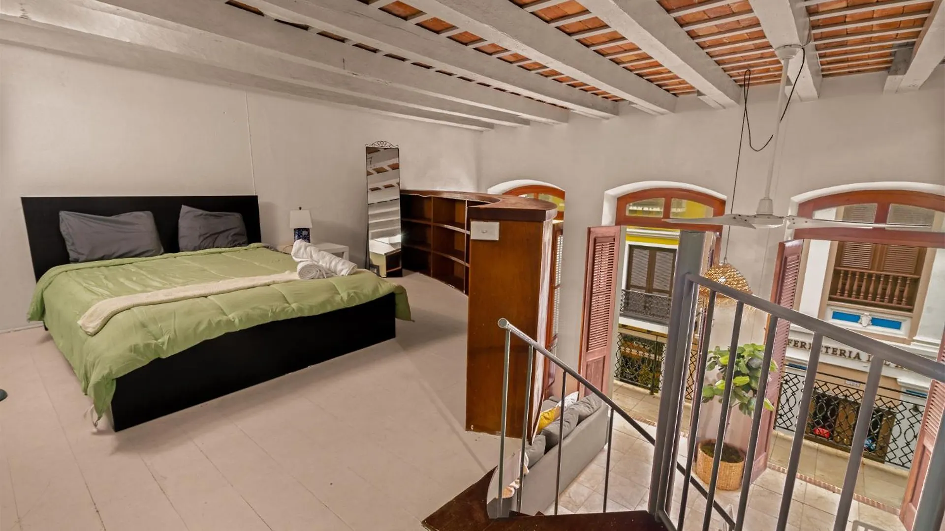 산후안 Opal Penthouse With Balcony 아파트